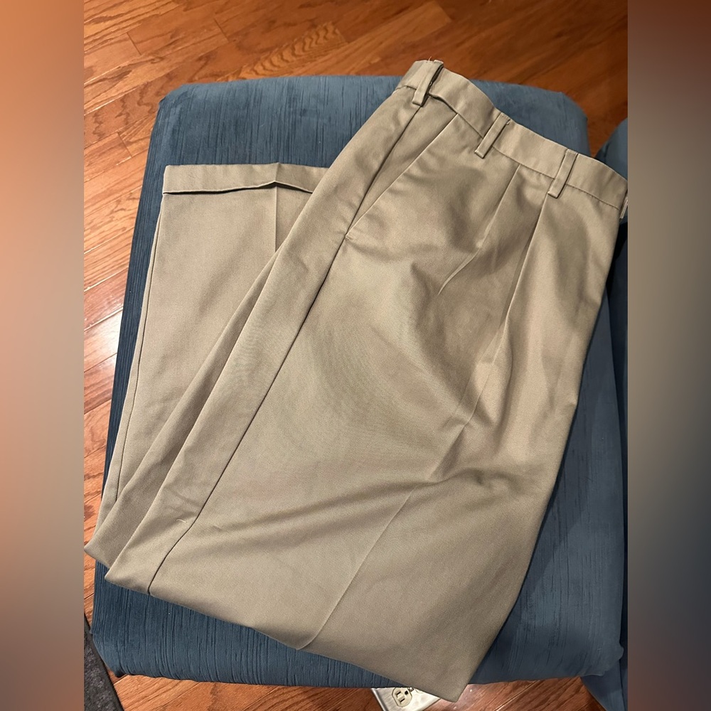 Croft and Barrow tan Men's Pants